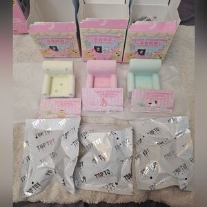 Flocked sofa Sanrio sitting figures Pompom, Pochacco and My Melody